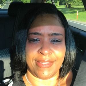 Meet your Posher, Yolanda